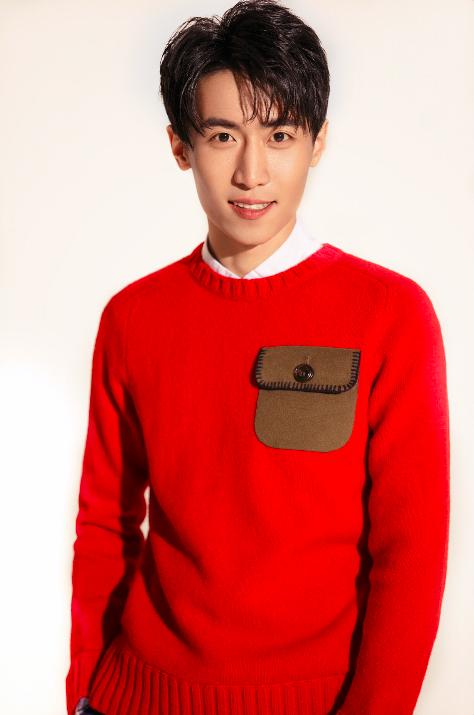 《幕后之王》将播 张淞迎来演绎事业"三龙"