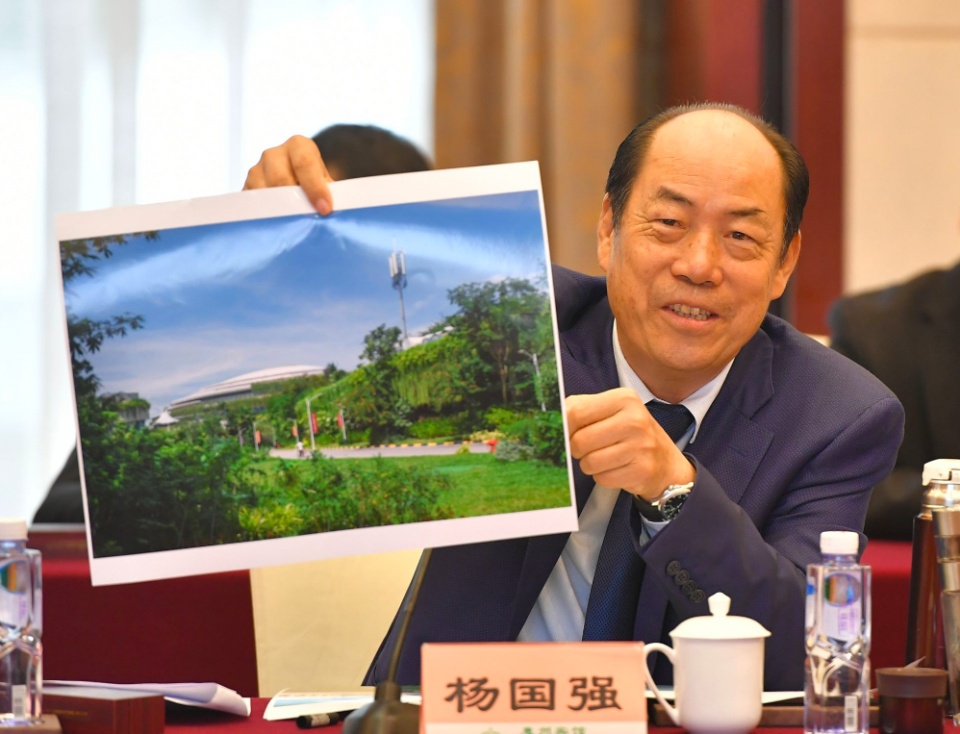 杨国强的高科技"狂想"__凤凰网