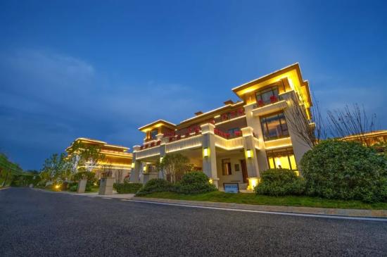 碧桂园凤凰城:yj260空中云墅 梦幻空中花园 生活从此不同