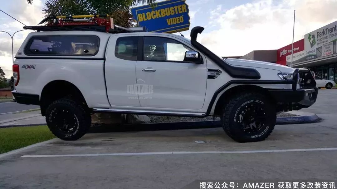 白色福特Ford Ranger的ARB改装__凤凰网