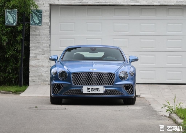到店实拍为什么要努力系列实拍奢华贴地飞行器宾利欧陆gt