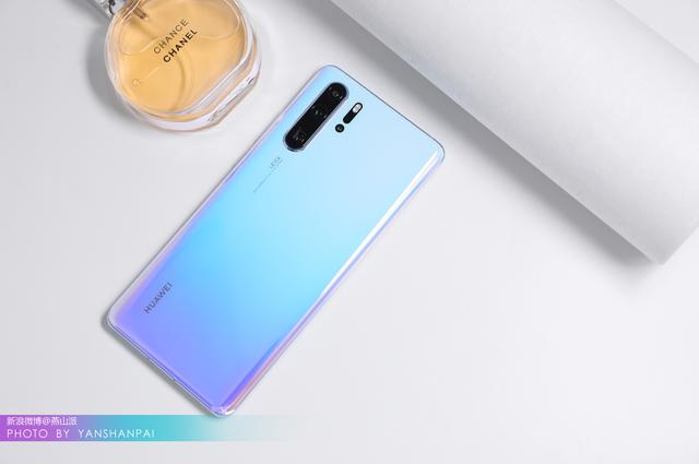 huaweip30pro天空之镜款真机图赏梦幻颜值又让多少人不淡定了