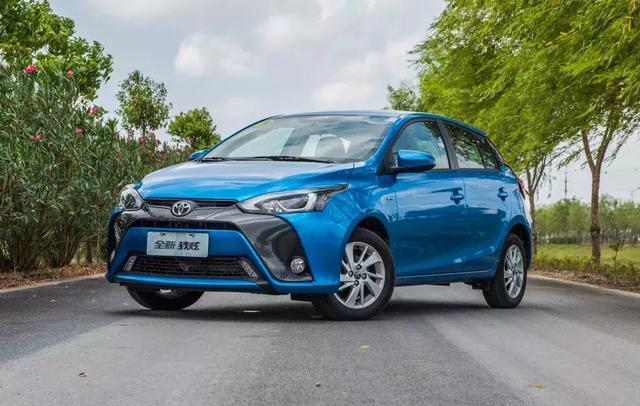 年轻人通勤小车只选对不选贵丰田致炫价低质优还省油