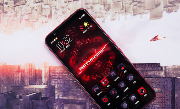 发布的红魔3电竞手机,第二名oppo reno 10倍变焦版,第三名联想z6 pro