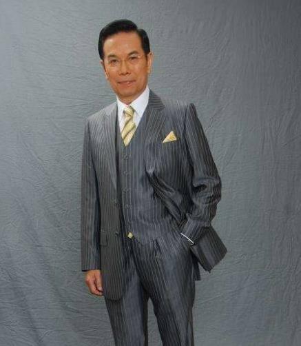 聂鑫是我们非常喜欢的演员,她有着一张清清爽爽的脸,一双灵气十足的大