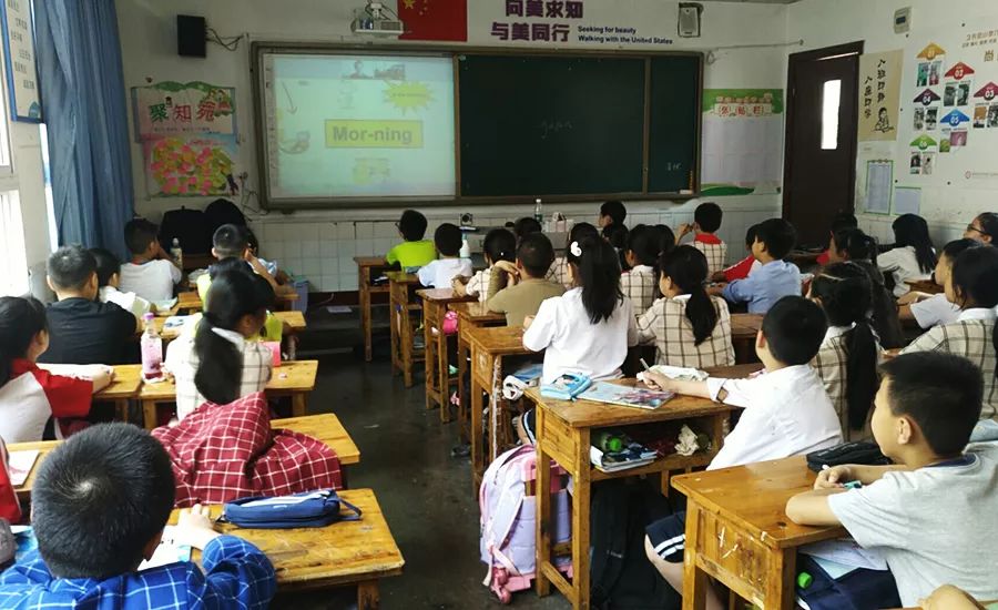 重庆合川久长街小学,引入在线外教双师课堂助推英语课程改革