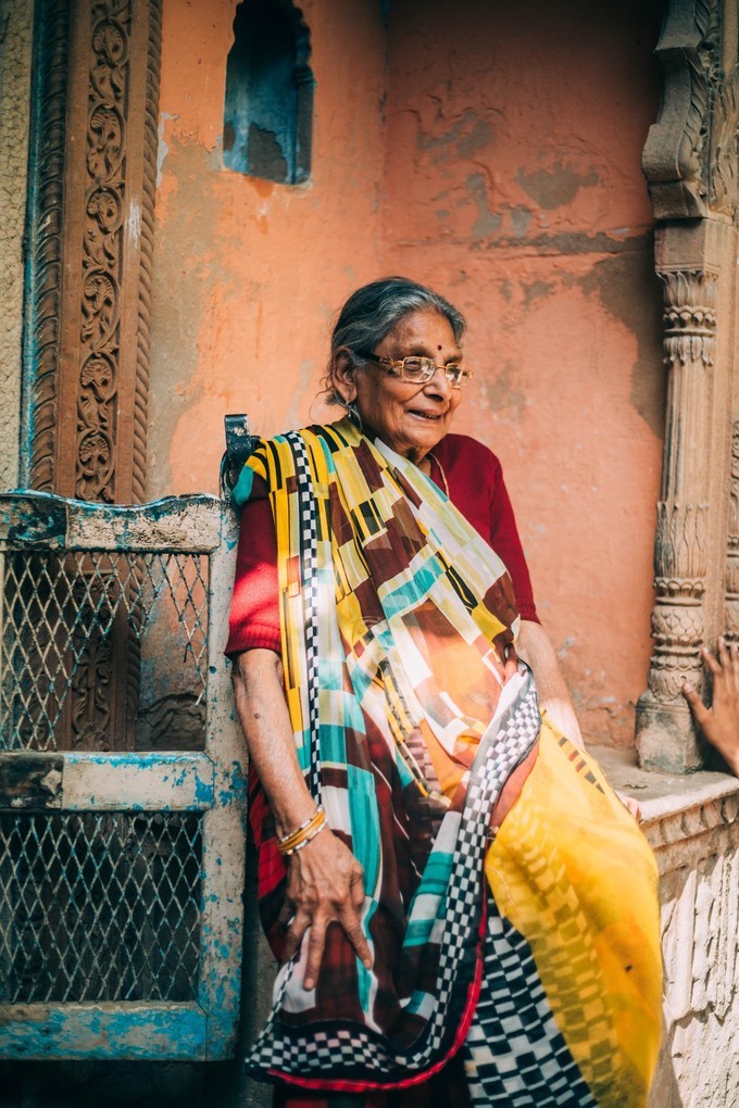 还你走进印度的holi——就是我们常说的洒红节