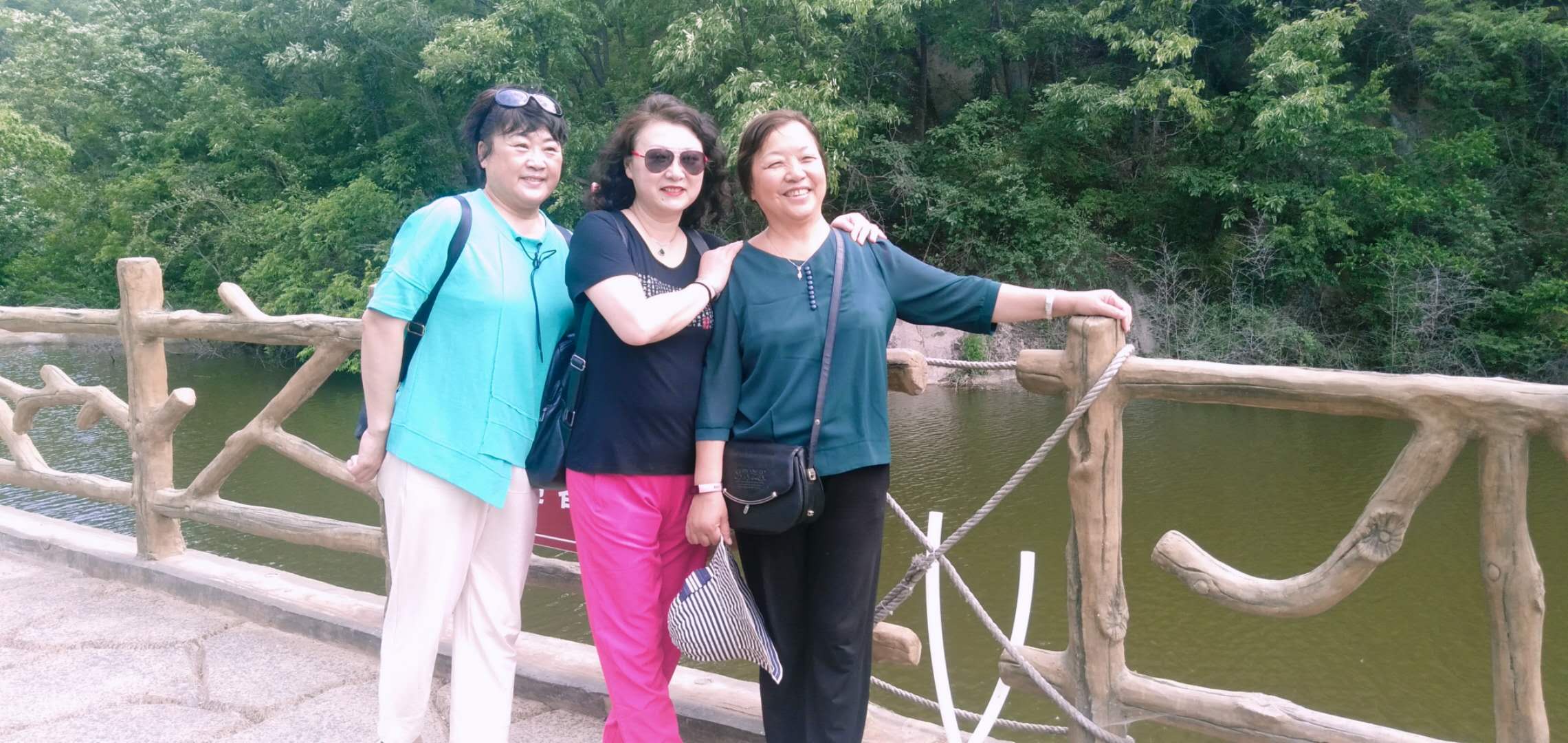 旅游遇见另一种人生，这才是退休后杨阿姨的心声！__凤凰网
