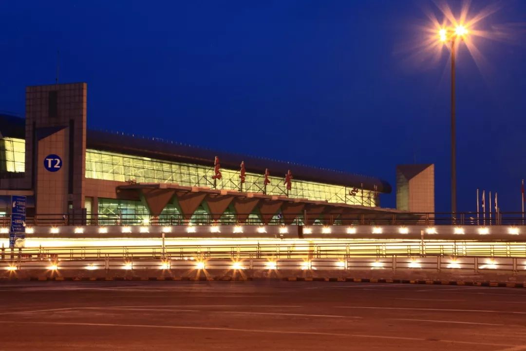 一直在擴建的西部門戶烏魯木齊地窩堡機場