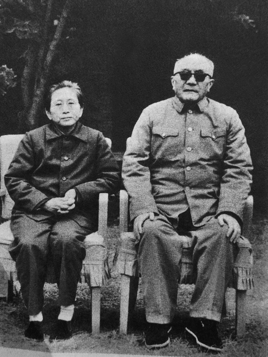 《黄克诚在中央纪委》:一部集史料性与文学性、严肃性与可读性于一体的纪实作品__凤凰网