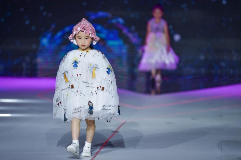 童模潮服t台走秀2020海派儿童时尚趋势发布