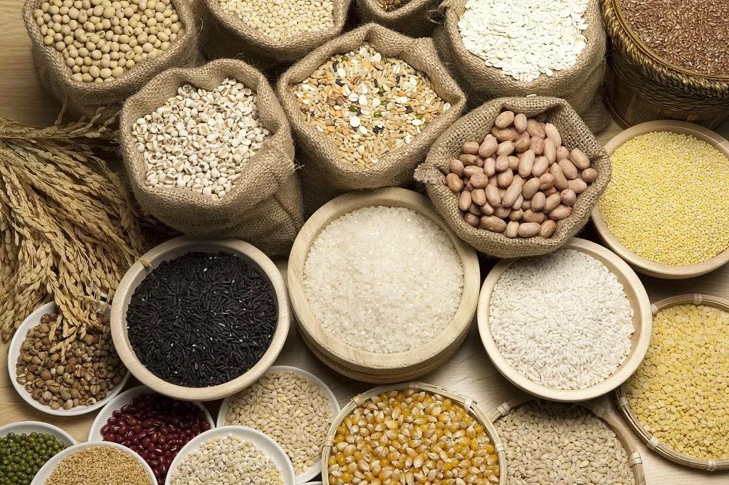 陕北人,擅长 粗粮细做,细粮巧做,吃出地道,吃出健康.