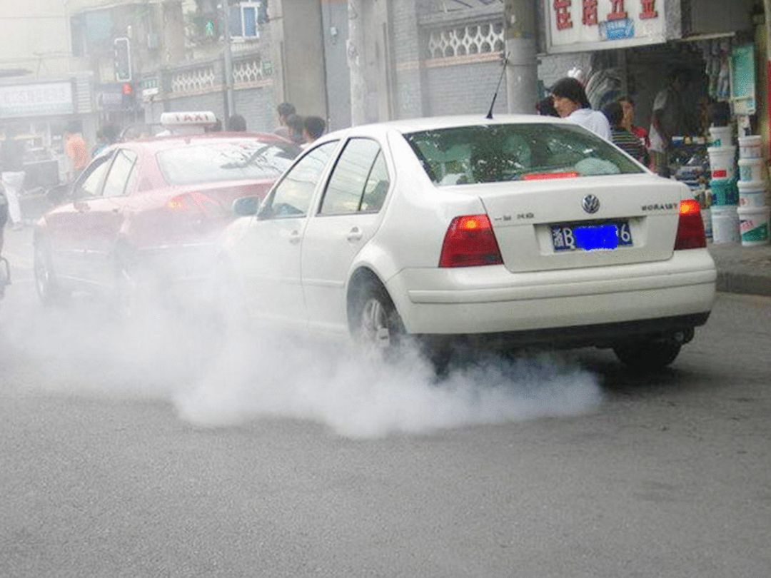 冬天开车要不要先热车80老司机都做错了答案在这