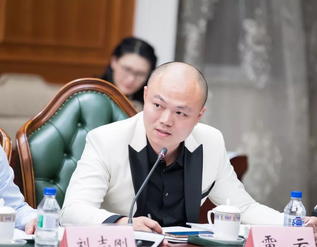 正和岛岛邻深圳华思旭科技有限公司董事长雷云深圳市华思旭科技有限