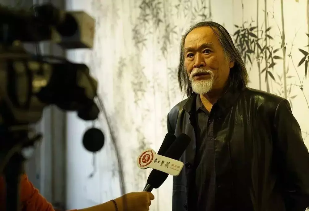 魏广君:显道容器话少臣