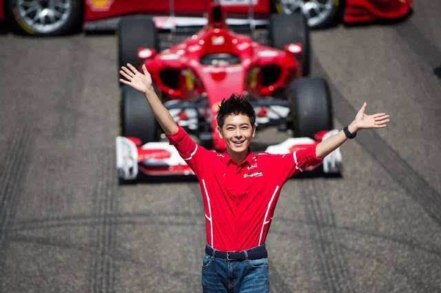 林志颖回应花2239万买豪车网友这是镶钻的吧