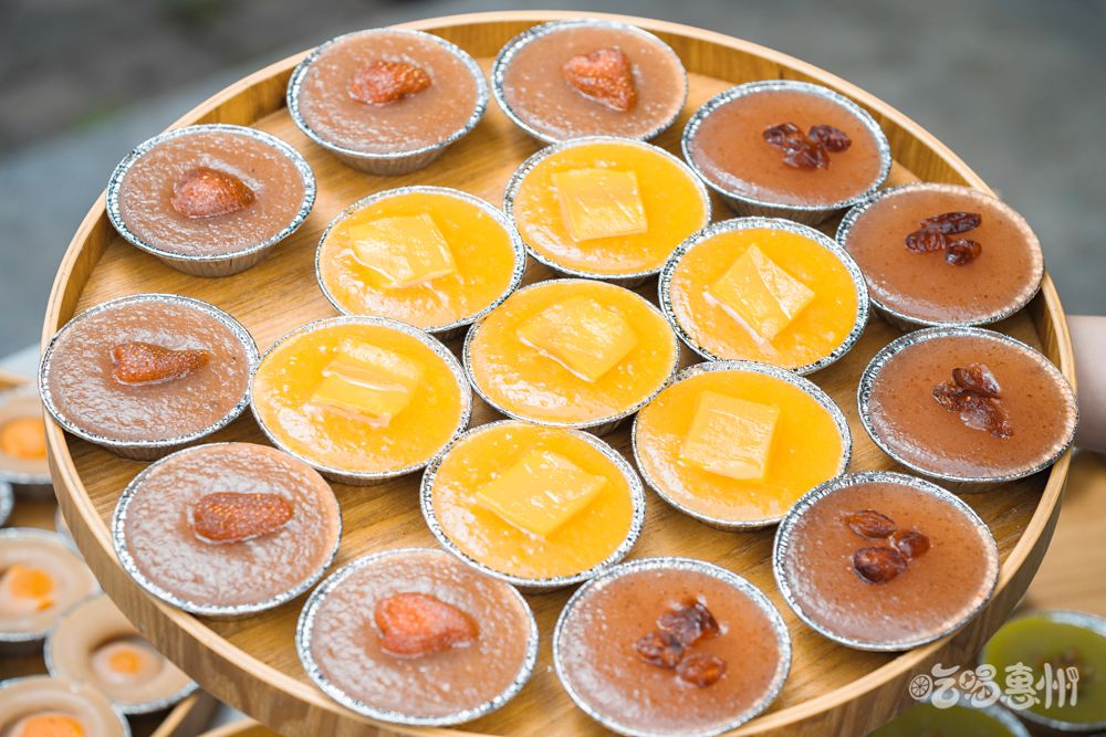 水门爆红钵仔糕18种口味3元一个有斑兰叶口味榴莲味