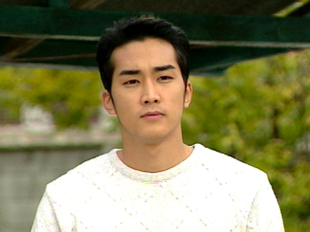 《蓝色生死恋》四大主演人气高,小演员中一人大火,一个20岁去世__凤凰