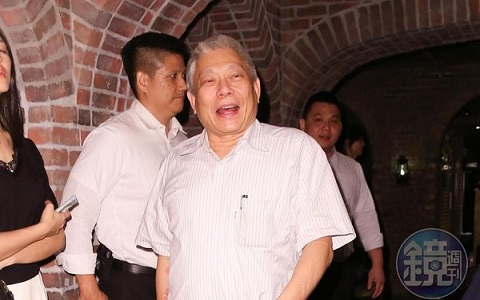 彭博社:旺旺集团董事长蔡衍明挤下郭台铭成为台湾首富