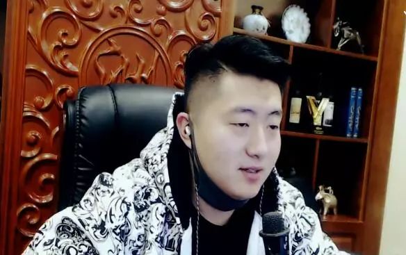yy神豪哦哥昨夜凌晨突然上线豪刷 小洲等三位主播被狂刷秒榜