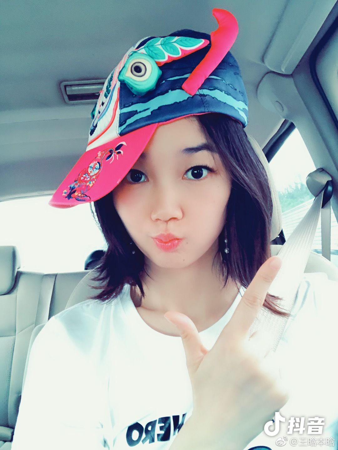 我们扒了扒那个阿里美女高管真的不简单
