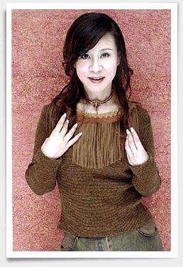 57岁龙千玉29年瞒婚生子,身家过亿儿女遭遇不幸,如今雨过天晴__凤凰网