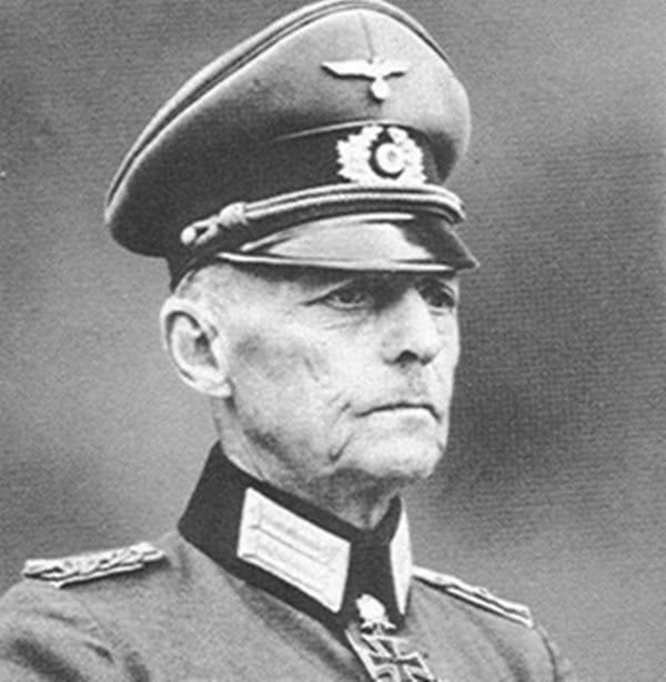 苏德战争最艰难的一条路,龙德施泰德10天前进不到100公里