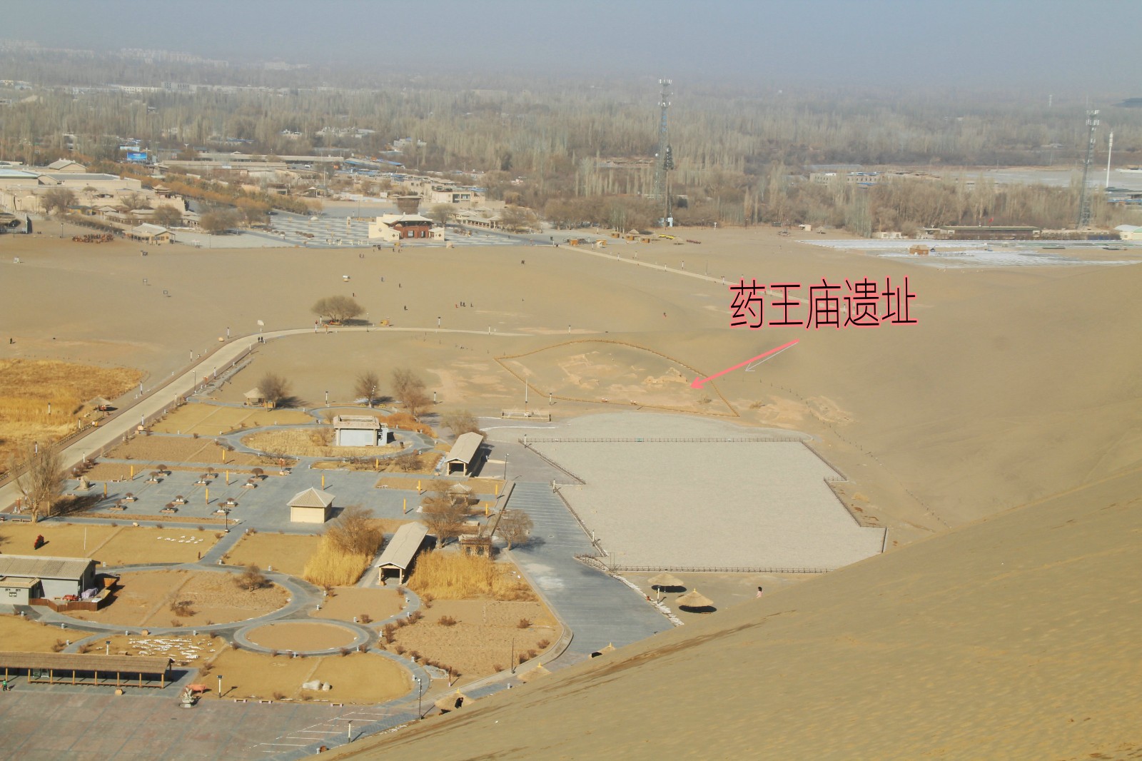 鸣沙山药王庙遗址,一座沙漠下面的神秘庙宇__凤凰网