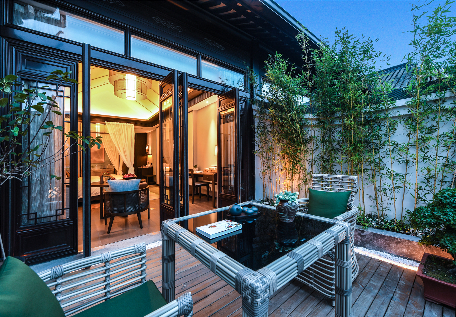 嘉善新西塘的这家精品民宿,完美还原了江南黛瓦白墙