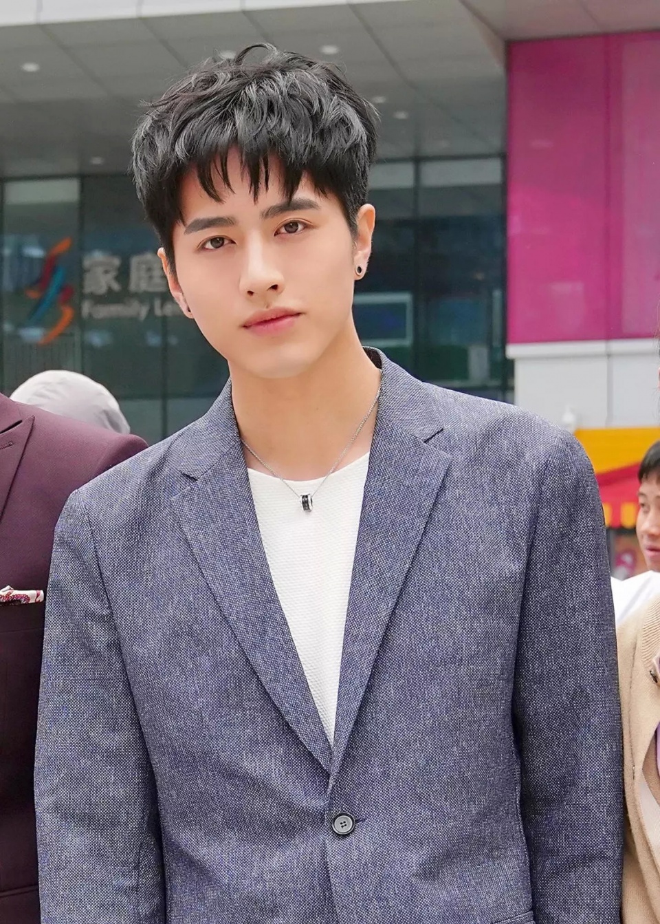 麦锐旗下艺人罗正正面刚老板这个瓜看得有点懵