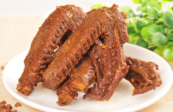 卤鸭翅时记住这2步做好后连骨头都入味吃一口回味无穷