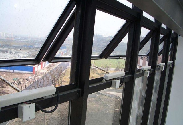 开窗通风应对甲醛危害