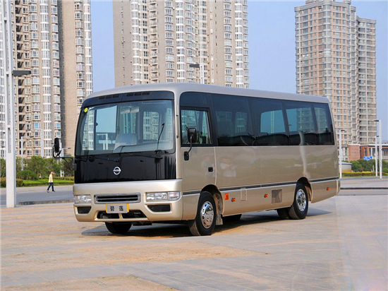 因车门辅助把手存安全隐患 东风有限,日产中国召回部分进口碧莲