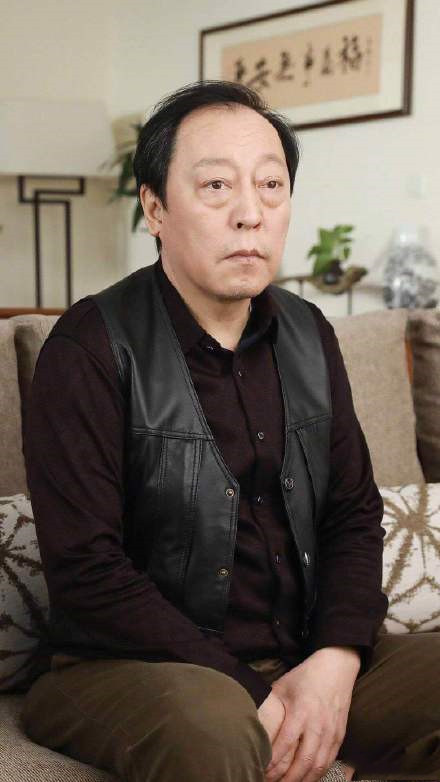 【最佳女主角】入围的有:蒋雯丽《正阳门下小女人》,刘蓓《芝麻胡同》