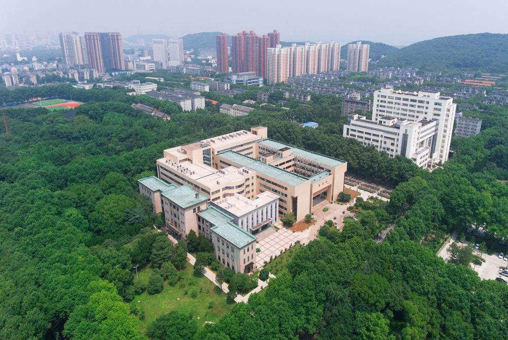 武汉华为4位董事微信张小龙都从这里毕业但你却可能没听过它的校名