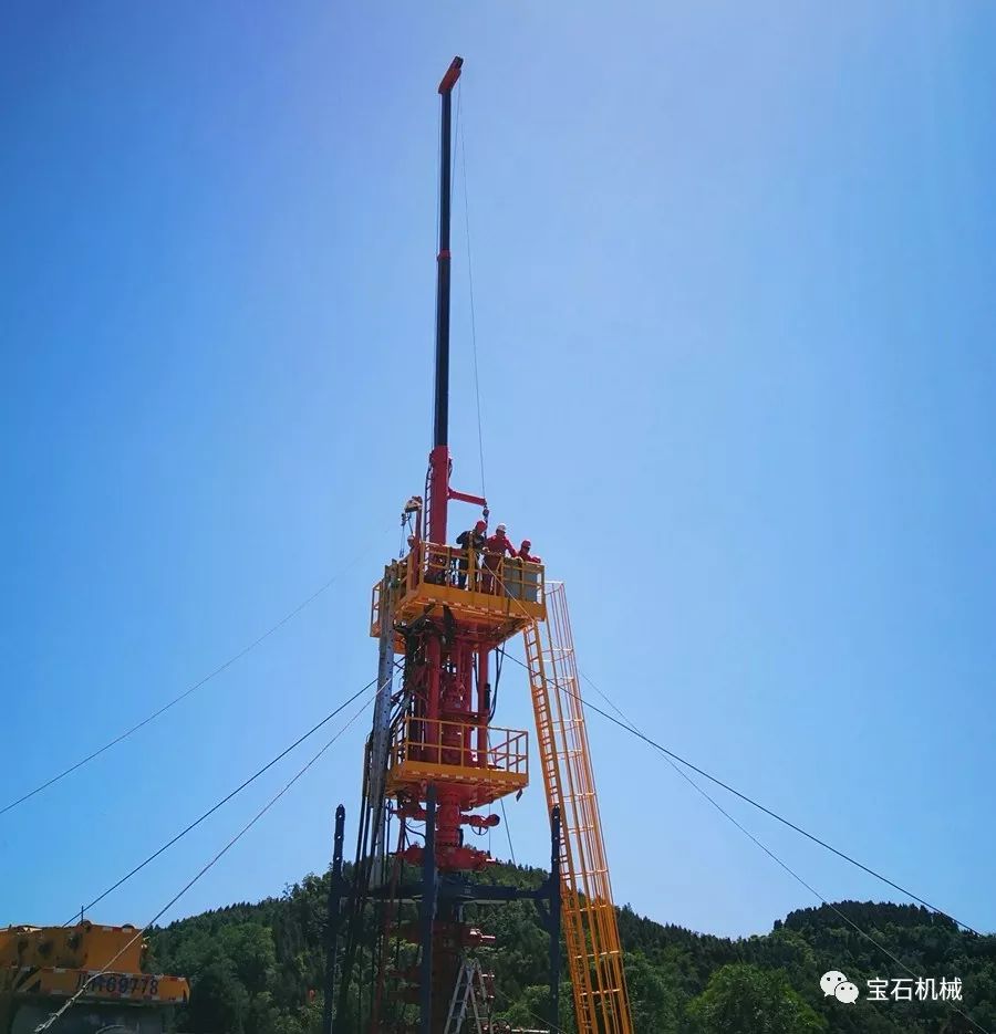 【重要】中石油首台110/70DD气井带压作业机在宝石机械研制成功__凤凰网