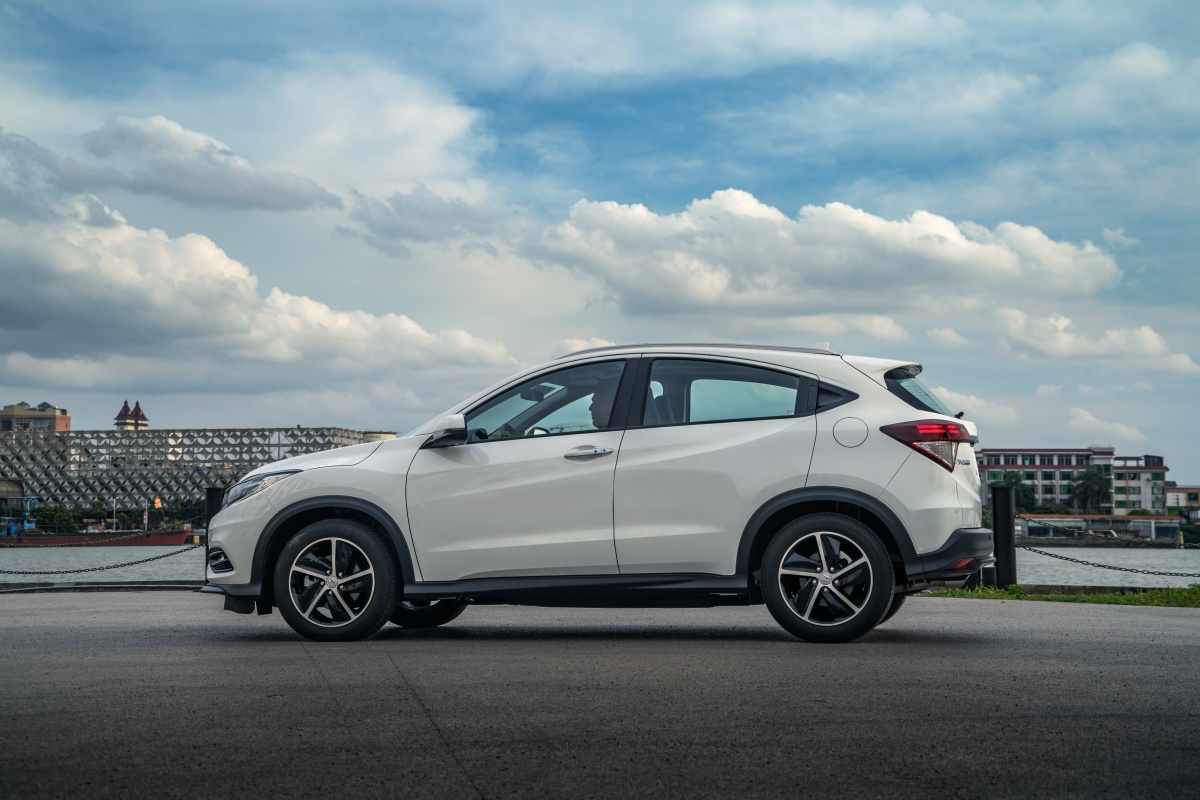 广汽本田缤智图片(广汽本田缤智图片及报价)