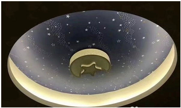 房间小花几百块做一个星空顶,天天陪你看星星