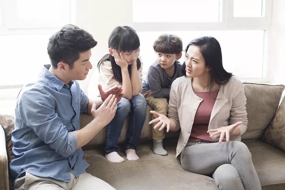 比丧偶式育儿更可怕诈尸式育儿扎了中年老母亲的心网友写的就