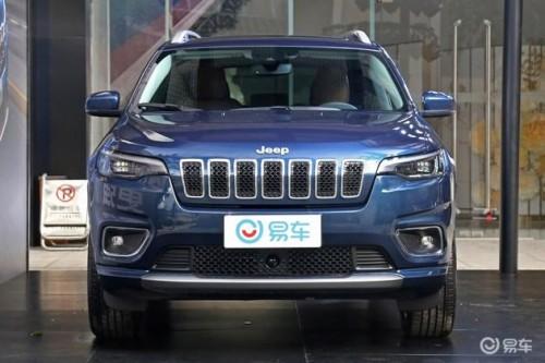 全新jeep 自由光20萬左右受大眾歡迎