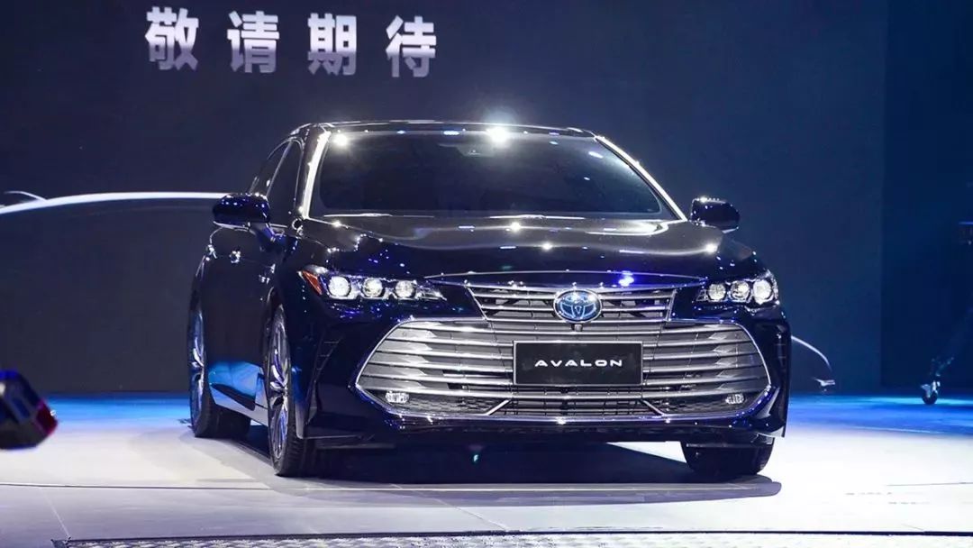 定位皇冠之上的新旗舰亚洲龙的如意算盘究竟是怎么打的视频体验