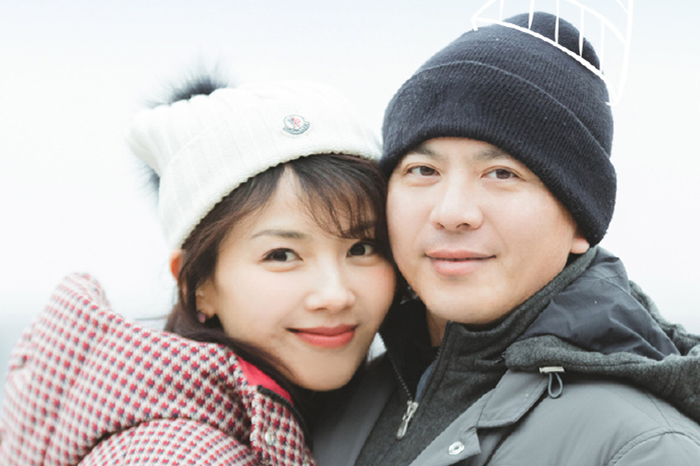 客栈:武艺夸沈月贤妻良母,却遇王鹤棣瞎起哄,沈月4字化解尴尬__凤凰网