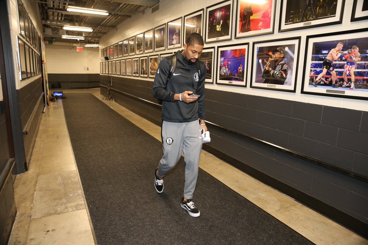 篮网主场迎战强敌展现冠军相