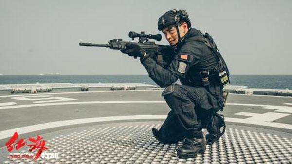 《红海行动》神狙手「罗星」脊髓损伤的康复之路__凤凰网