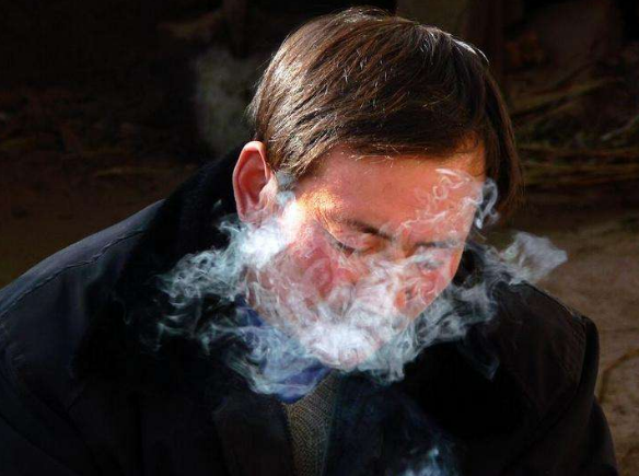 多年的口臭就是因为它吞咽时喉咙有异物感就是它引起的