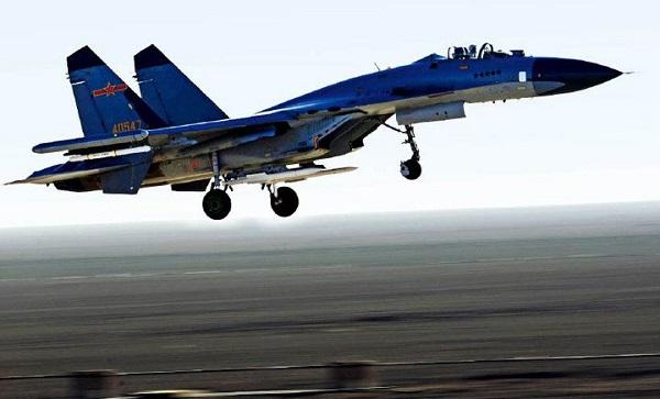 苏-30MK2挂载PL12导弹执行任务 R-77导弹正在被淘汰__凤凰网