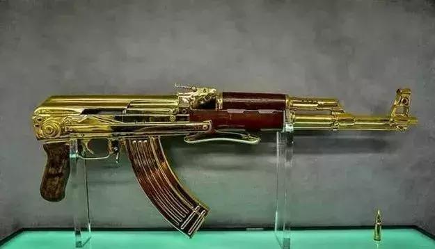 黄金ak当国礼送!中国送出过什么?又收过什么奇葩礼物?__凤凰网