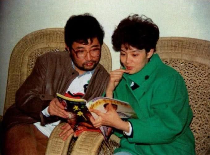 31岁娶影后潘虹离婚后与主持人王小丫恋爱今71岁孤身一人