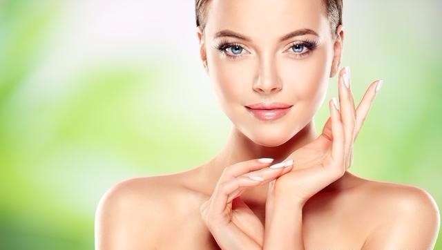 6,唇上:内因是卵巢功能虚弱,月经不调. 7,下颌:主要是妇科疾患,冷