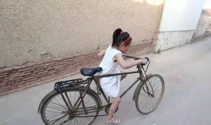 儿时回忆小时候骑过的自行车
